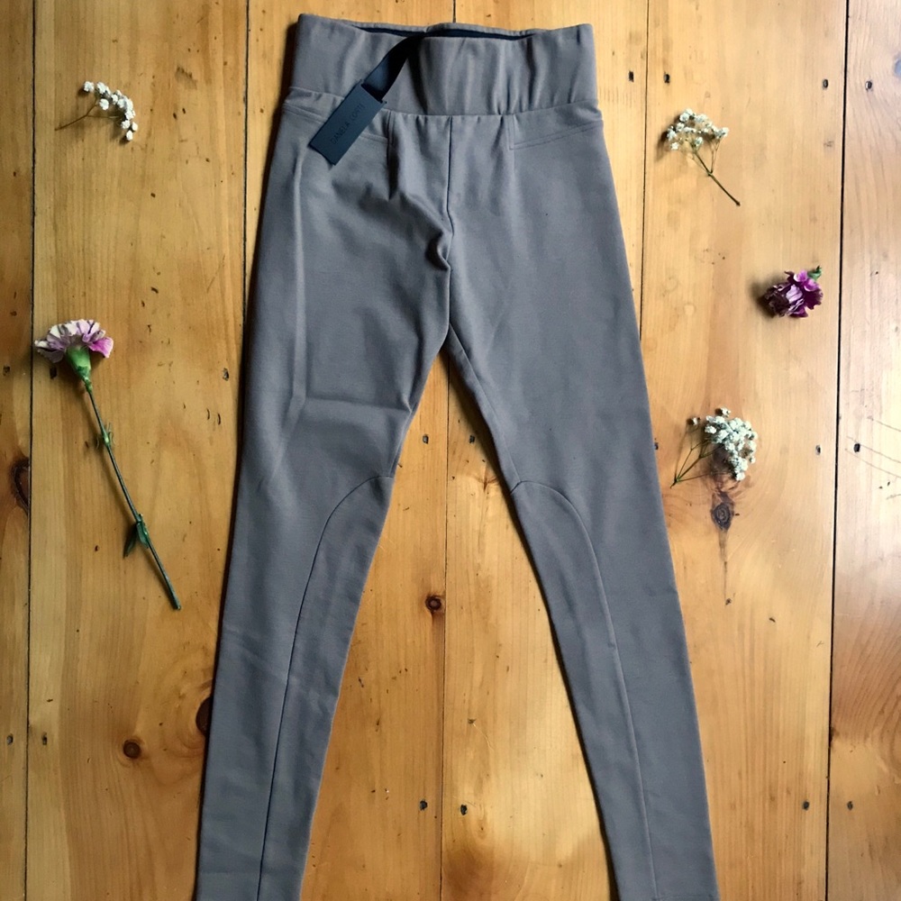 BRAND NEW Daniela Corte breeches style pants!